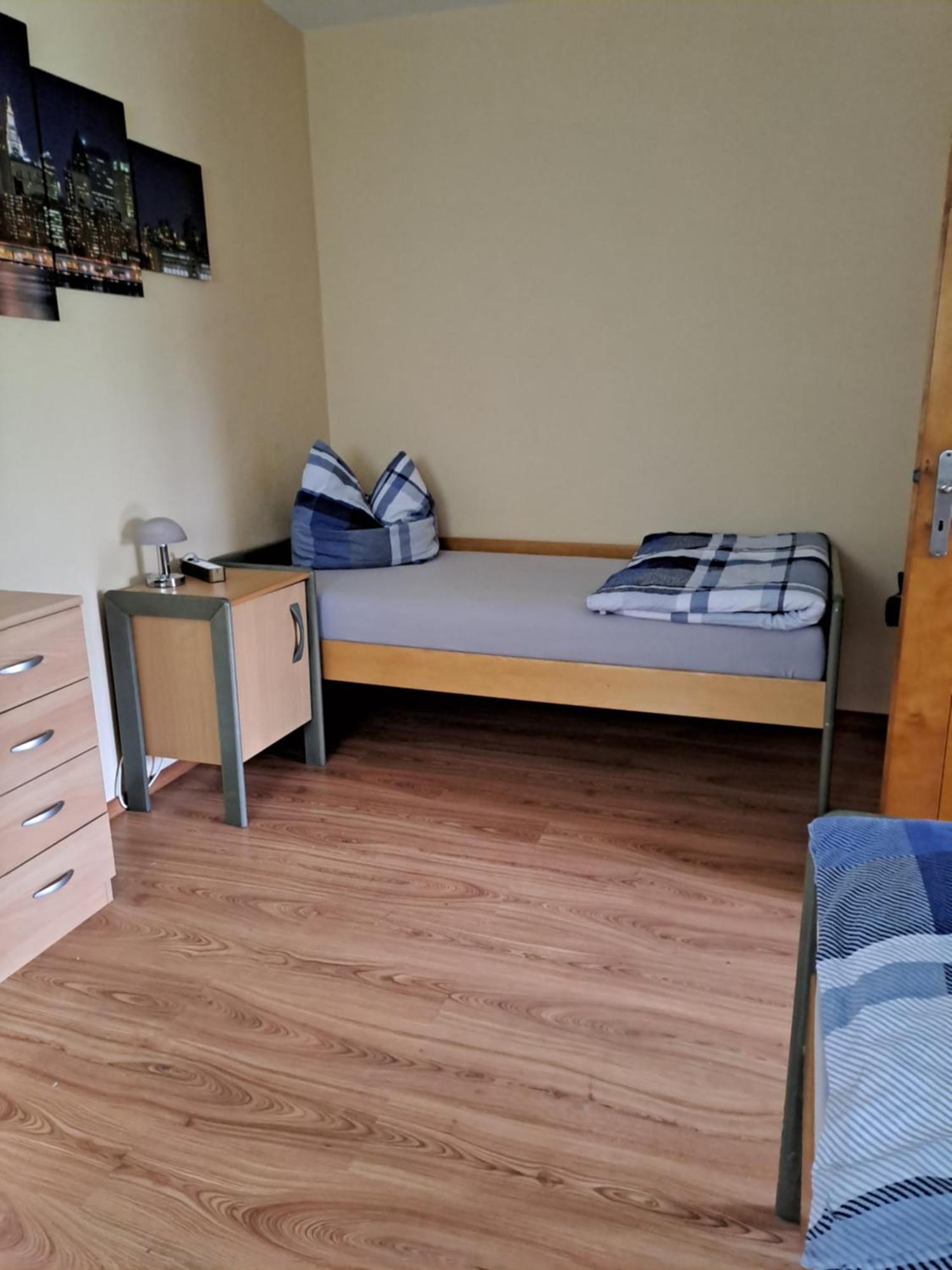 Monteur- Und Ferienwohnung In Hainichen - Obergeschoss Oder Dachgeschoss - Familie Weber Bockendorf エクステリア 写真