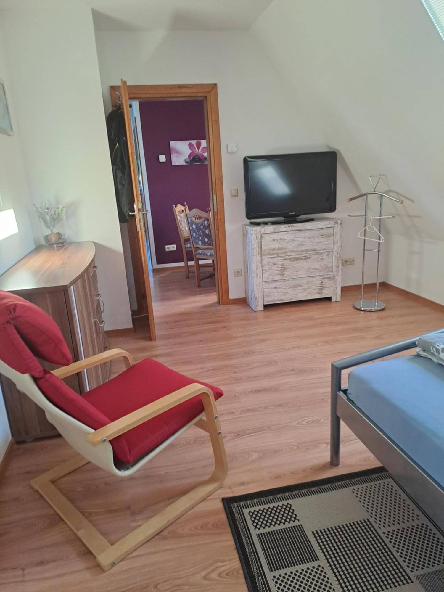 Monteur- Und Ferienwohnung In Hainichen - Obergeschoss Oder Dachgeschoss - Familie Weber Bockendorf エクステリア 写真